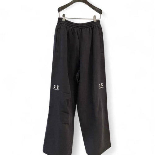 FREE SHIPPING] BÆLENCIÆGA UA SWEAT PANTS | check bio + dm for sizing